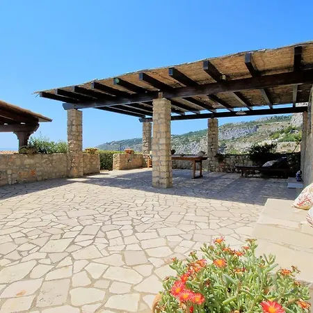 Paradise Villa *